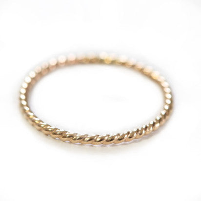 Thin Rope Ring